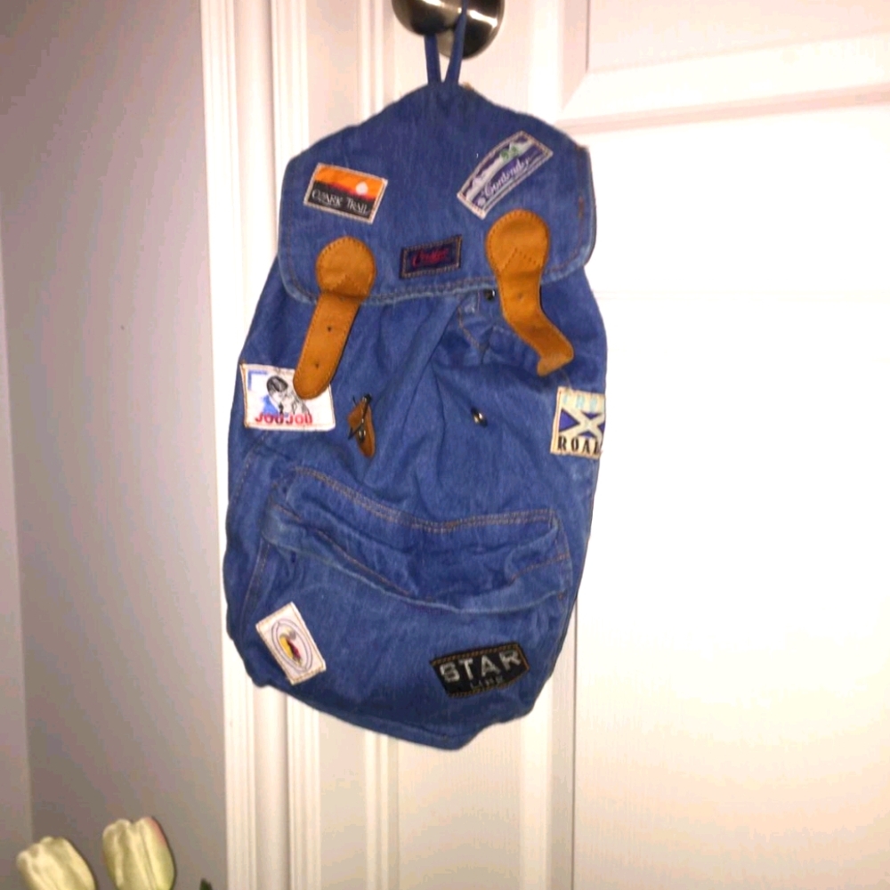 VINTAGE BACKPACK. - Picture 2 of 2